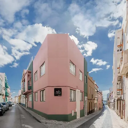 Spacious Stylish Portimão